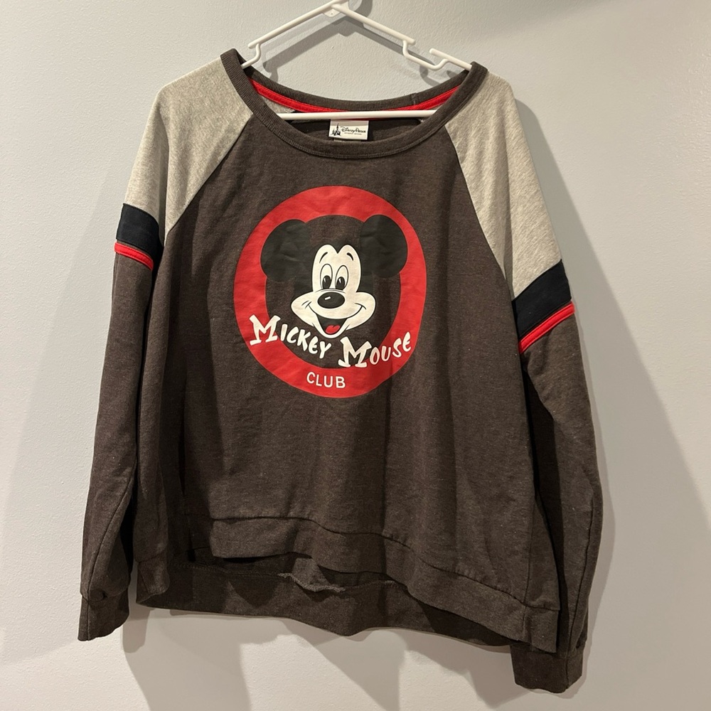 Disney Parks Authentic Original Mickey Mouse Club Size XL Sweater